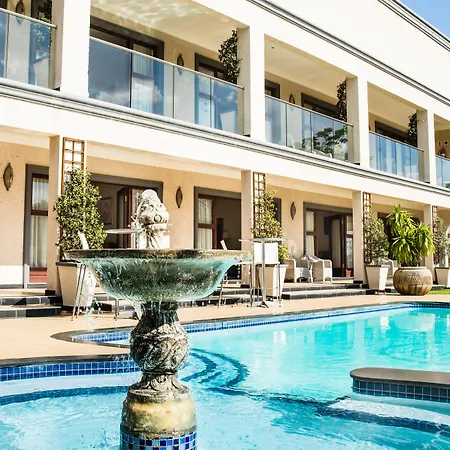 Inn And Out Plus Craighall-3